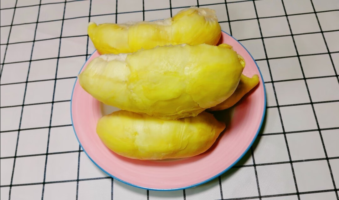 榴莲煲鸡汤的做法配料(榴莲煲鸡汤的材料)