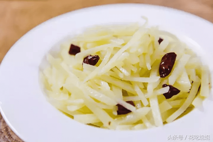 酸辣土豆丝是哪里的菜(酸辣土豆丝的介绍)