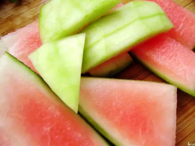 高血压菜谱食谱(适合高血压人吃的菜谱大全)