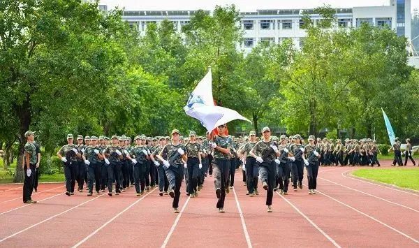 中山职业技术学院怎么样啊(中山职业技术学院是大学吗)