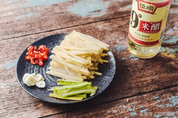 酸辣土豆丝是哪里的菜(酸辣土豆丝的介绍)