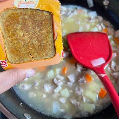 咖喱鸡块饭(咖喱鸡块图片)