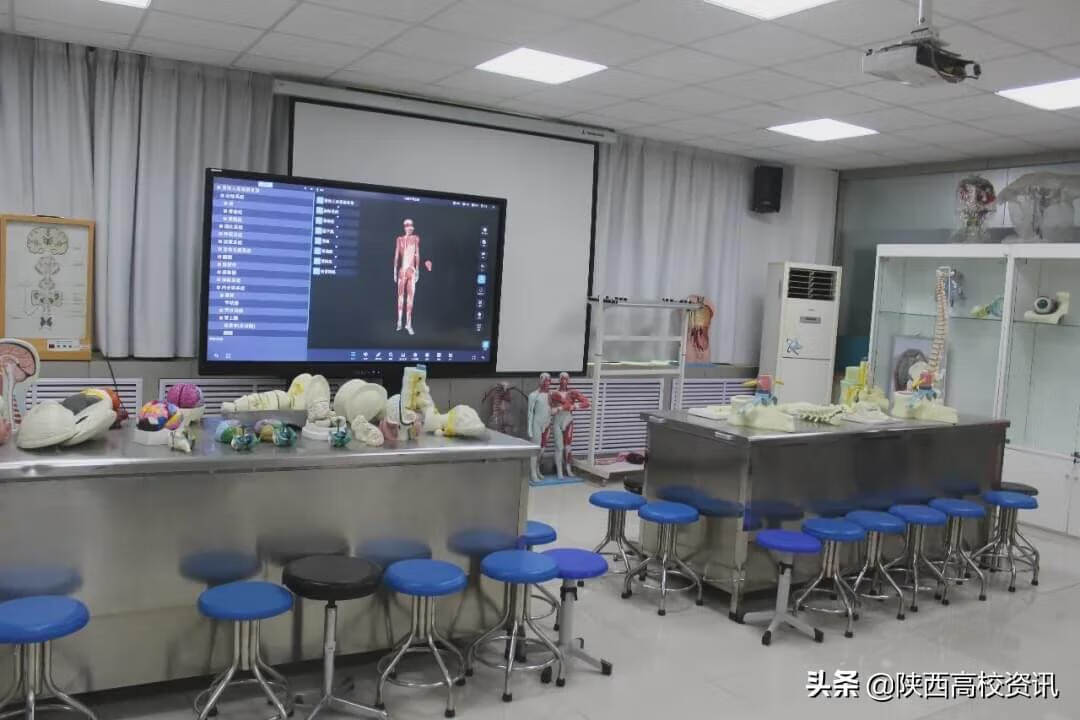 西安外事学院怎么样这个学校(西安外事学院值得读吗)