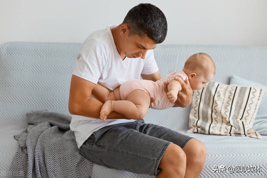 婴儿拉肚子什么原因引起的(婴幼儿拉肚子是什么原因引起的)