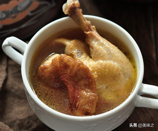 鸡汤(鸡汤的功效与作用)