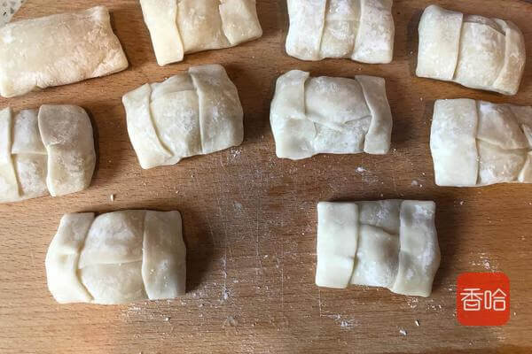 菠萝怎么吃最好吃(用菠萝可以做哪些美食)
