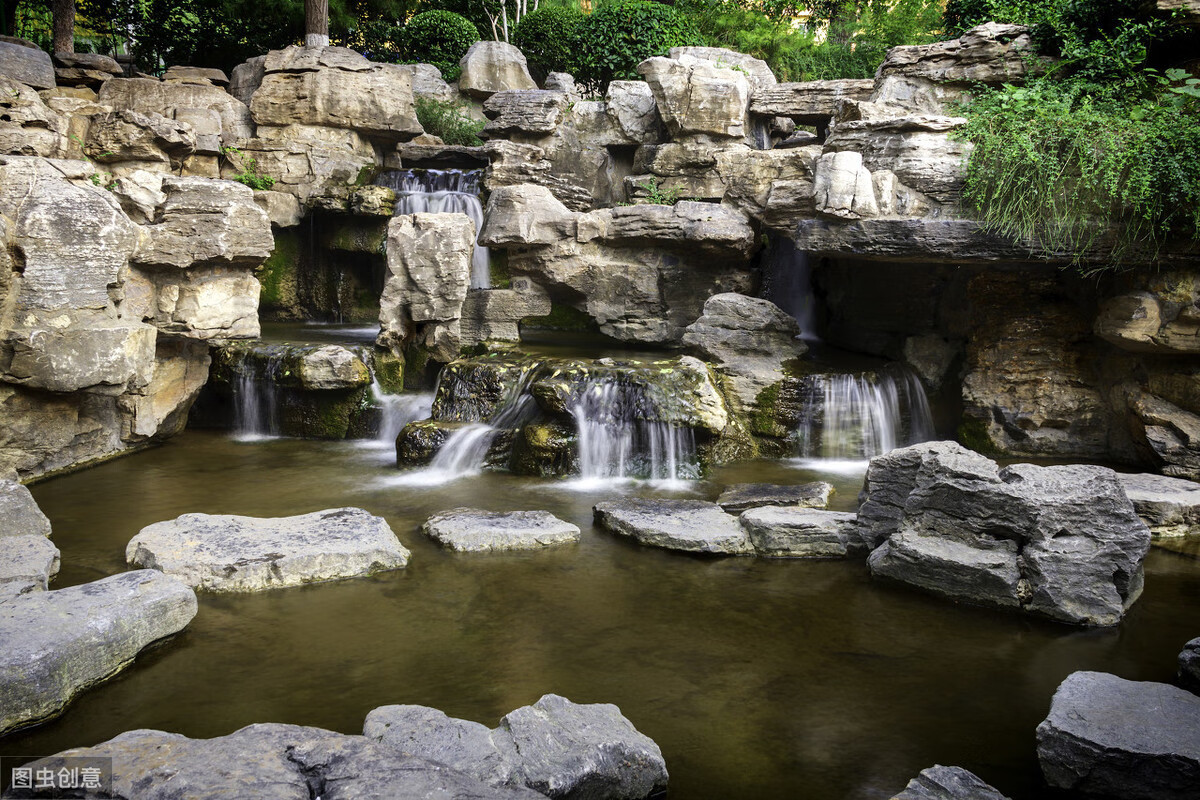 假山的风水假山方位风水