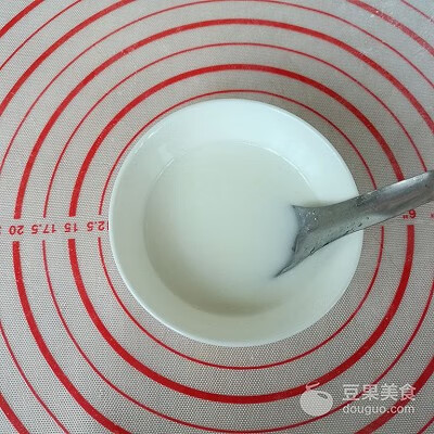 菠菜鸡蛋汤的家常做法(菠菜鸡蛋汤的禁忌)