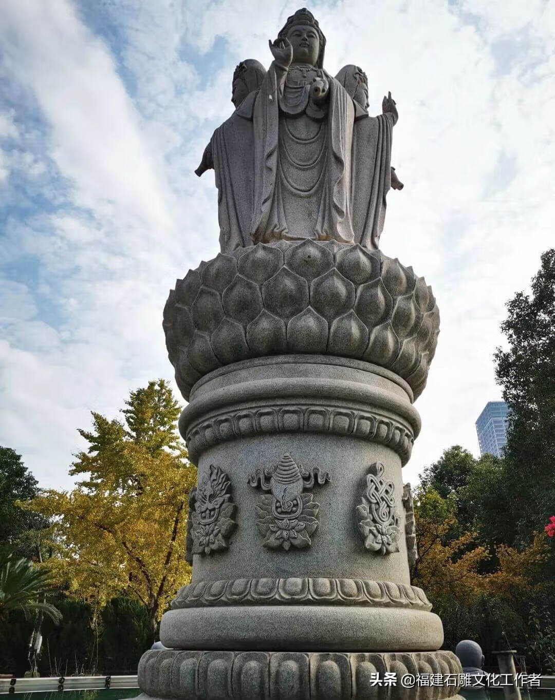 观音莲花座式(观音坐莲体式)