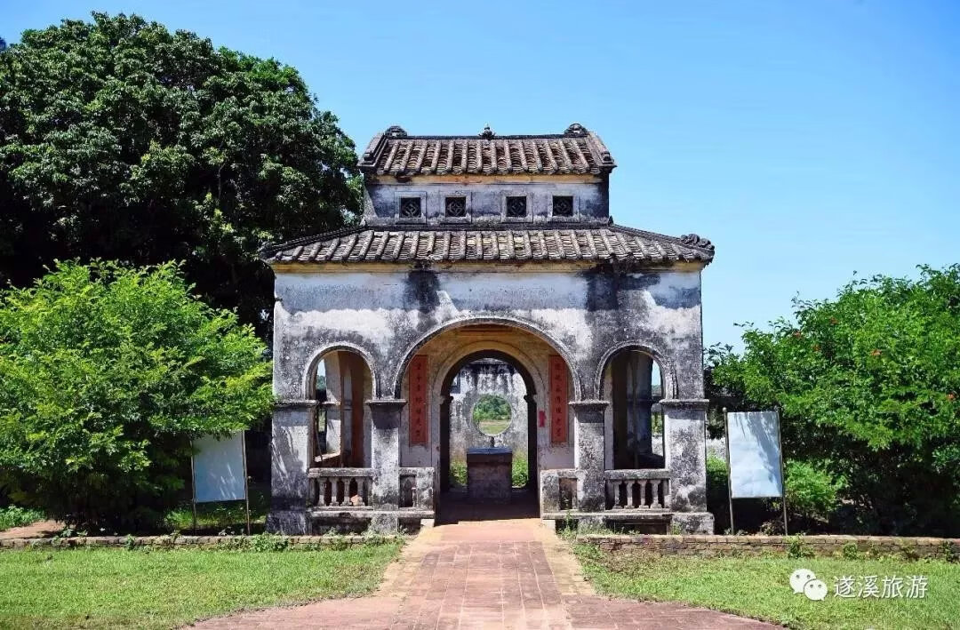 湛江黄坡景点(湛江黄坡区属于哪里)