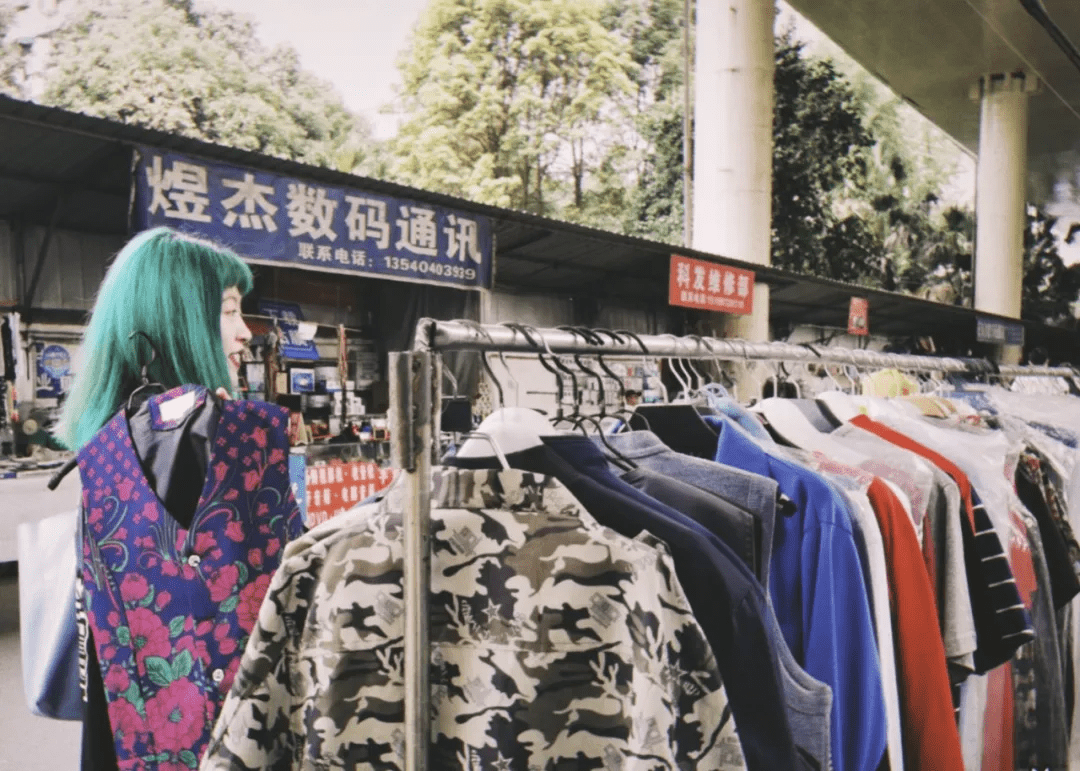 老年服装店(女士中老年服装)