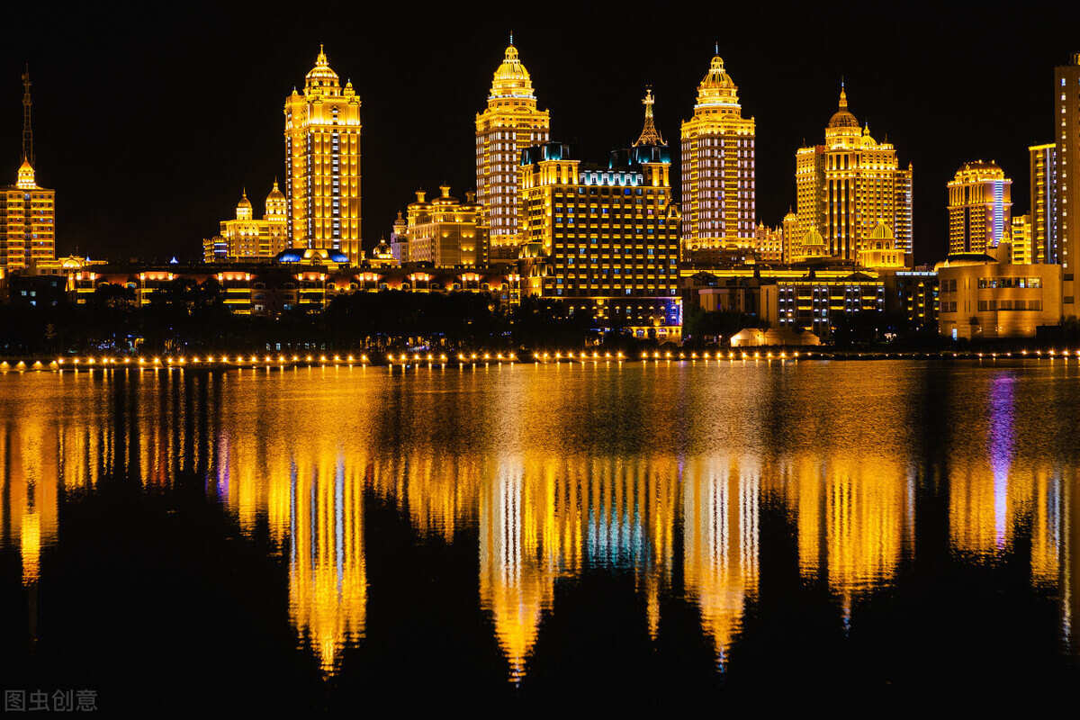 7月份旅游去哪里好玩(1月份旅游去哪里好)