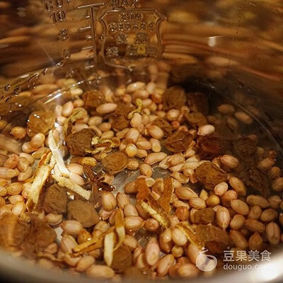 话梅花生的功效与作用(台湾话梅花生的做法)