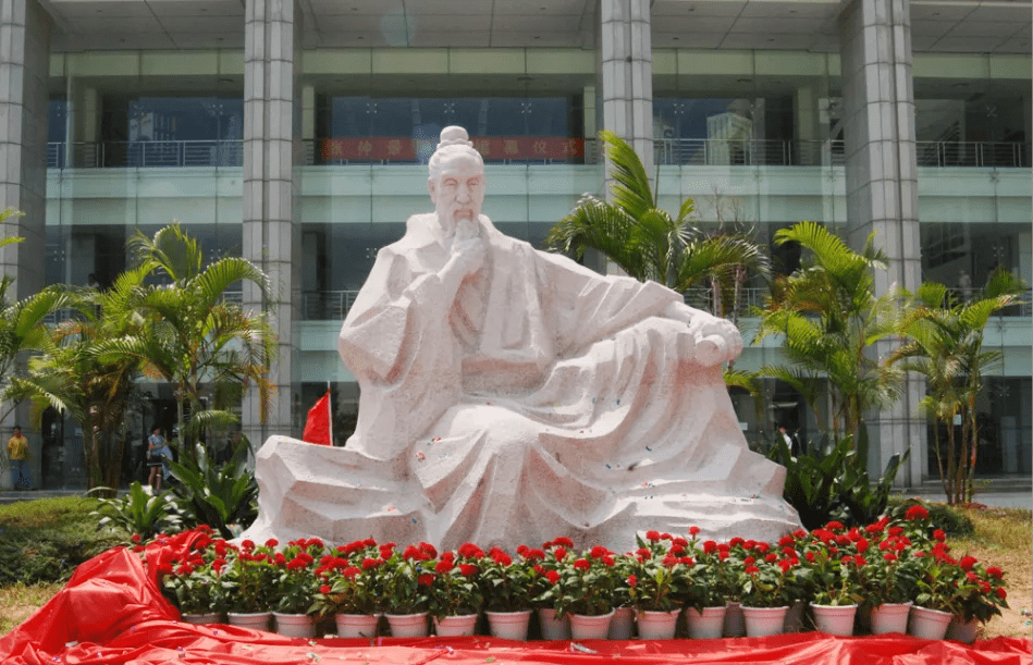 广州中医药大学研究生院电话(广州中医药大学官网首页)