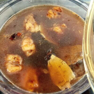 胡萝卜炖羊肉怎么做(胡萝卜炖羊肉的功效与作用)