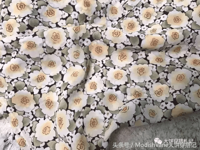 什么牌子的弹力素好?(弹力素买什么牌子的好)