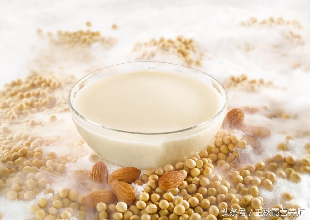 大豆异黄酮能不能丰胸(吃大豆异黄酮后胸大了)