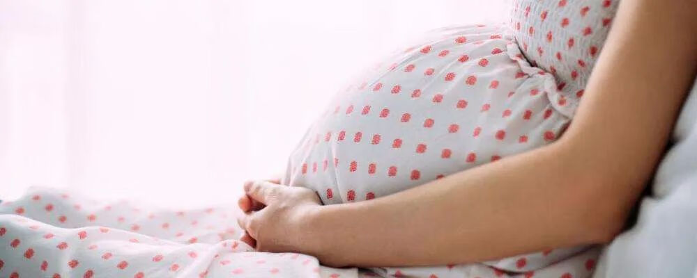 孕妇肚子疼是什么原因(孕妇肚子疼咋回事一阵一阵的)