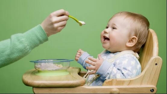 6个月宝宝不喝奶粉怎么办(孩子不喝奶粉怎么办)