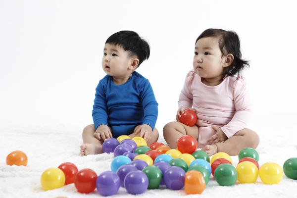 怎样培养孩子注意力的方法(小孩的专注力要怎样培养)