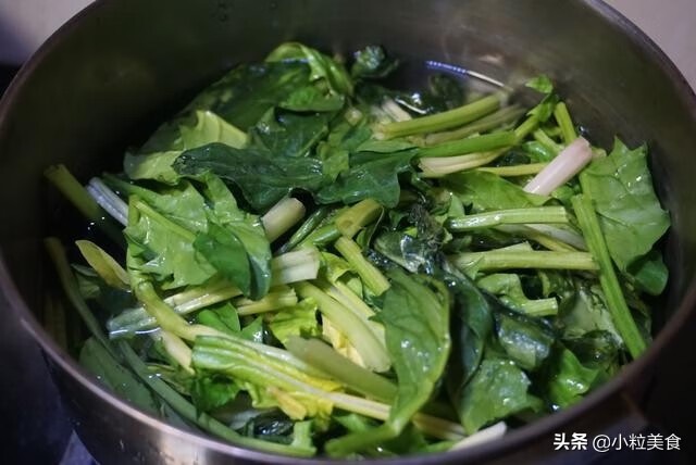 菠菜不能和什么一起吃吗(菠菜不能跟什么同吃)