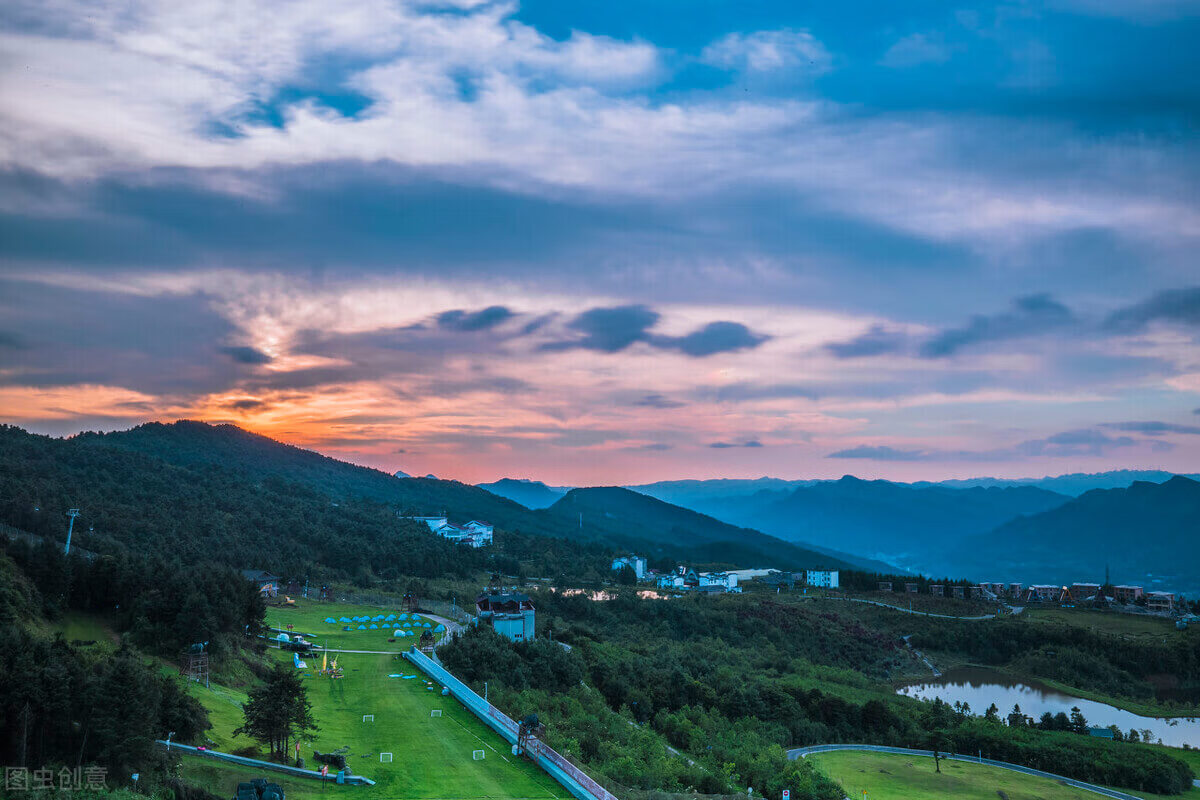 7月份旅游去哪里好玩(1月份旅游去哪里好)