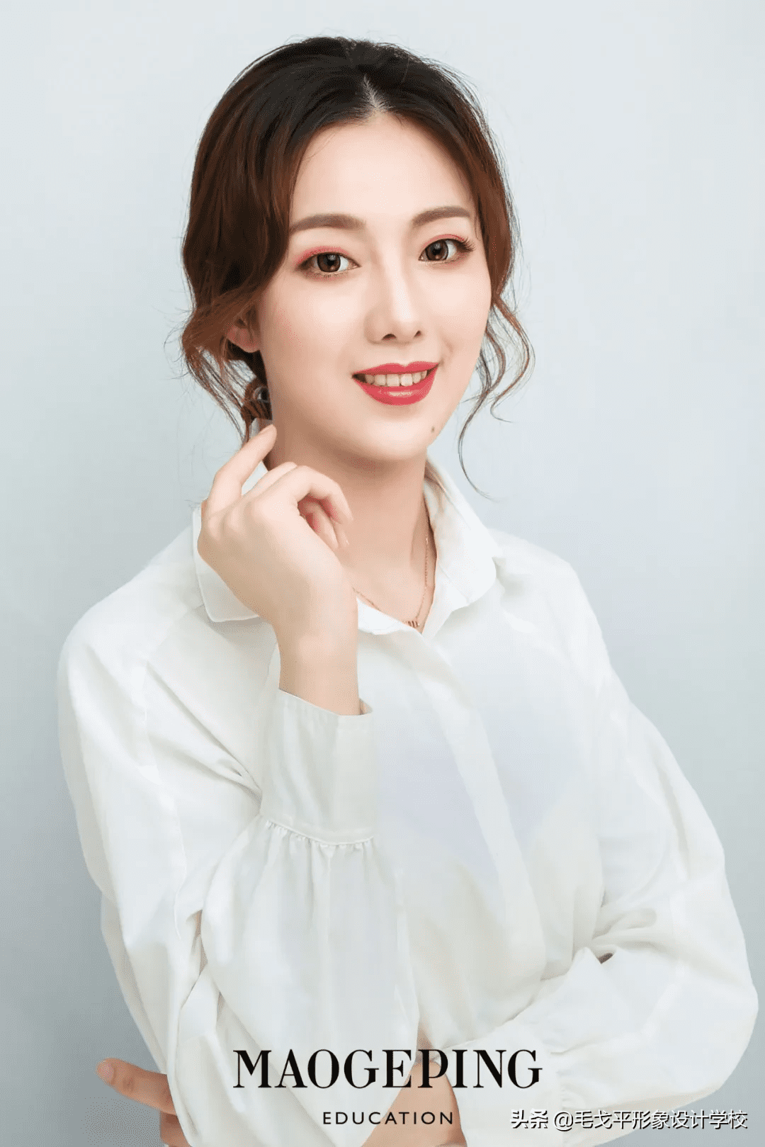 单眼皮怎么画大眼妆(如果是单眼皮怎么化妆)