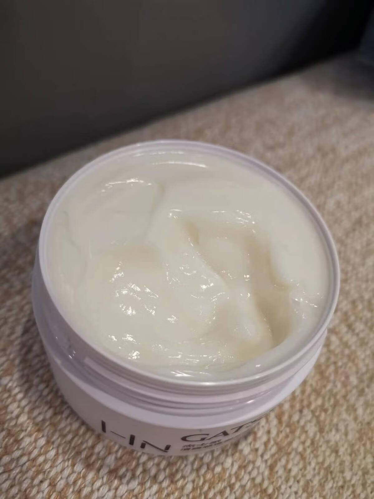 发蜡发泥发胶(侧背发型用发蜡还是发泥)