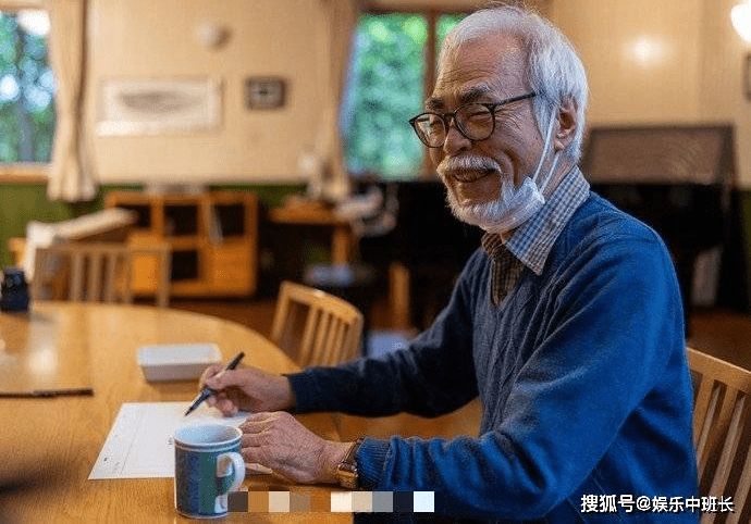 宫崎骏导演新作《你想活出怎样的人生》公开海报，将于明年上映