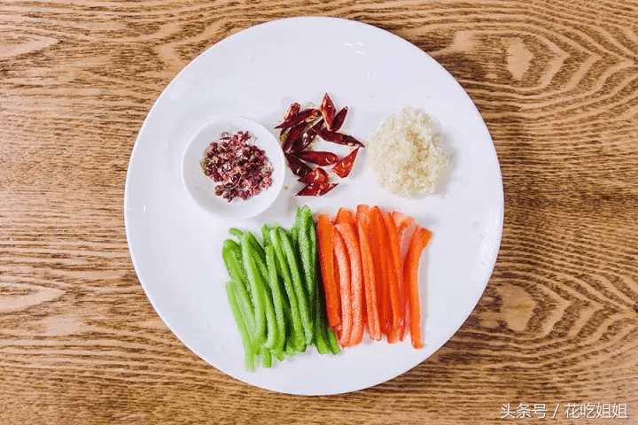 酸辣土豆丝是哪里的菜(酸辣土豆丝的介绍)