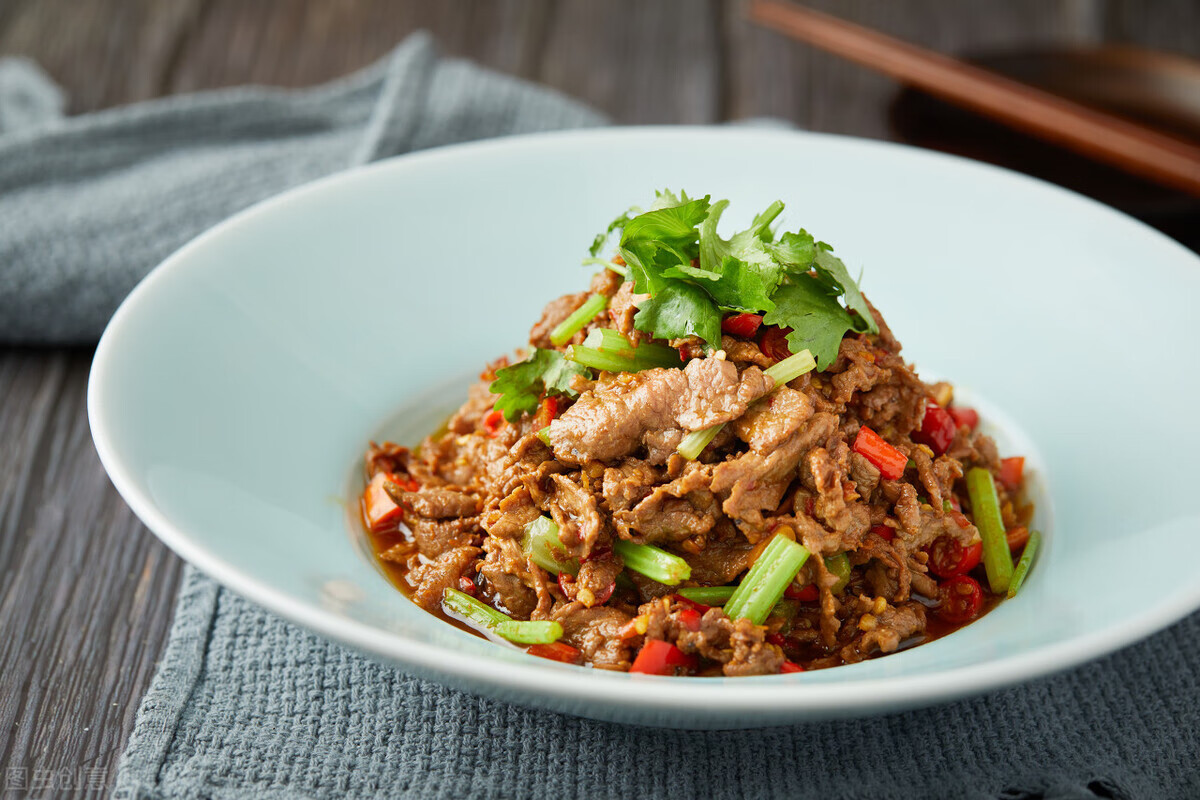 羊肉怎么做更好吃(羊肉最简单的做法)