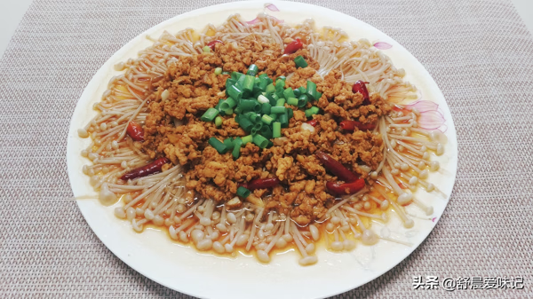 金针菇的做法大全家常简单的做法(金针菇的家常做法有哪些)