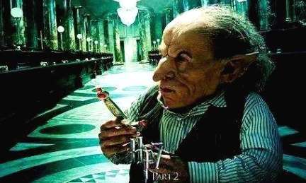 格兰芬多剑为什么在贝拉(纳维怎么拿到格兰芬多剑的)