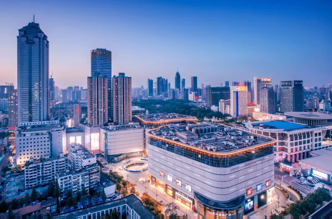 寒假适合去哪里旅游(寒假适合旅游的地方有哪些)