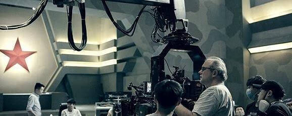 《三体》为何迟迟不上映，刘慈欣是不是该把版权交给好莱坞拍呢？