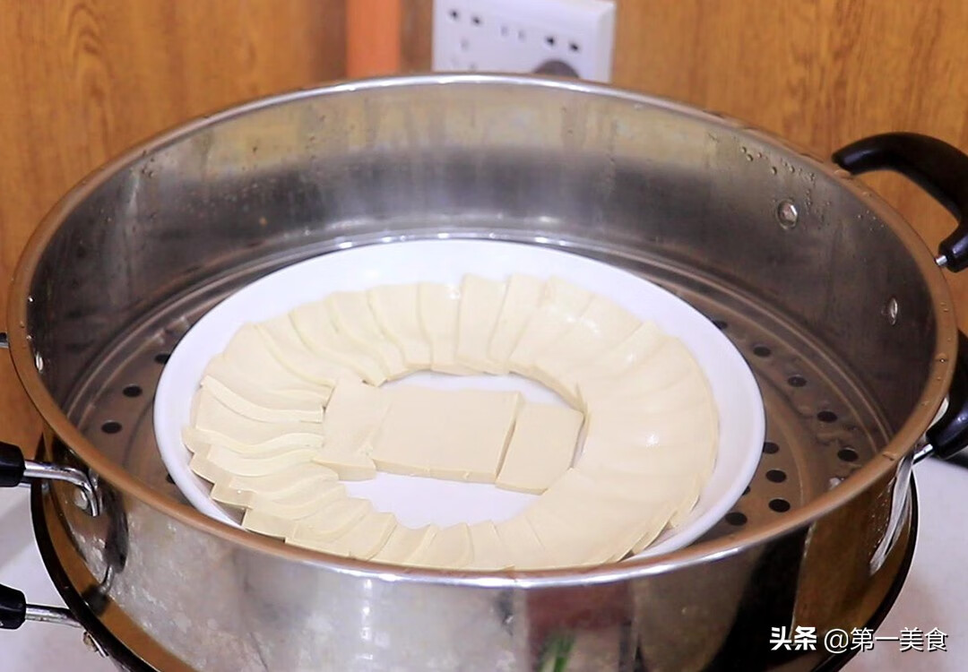 豆腐菜谱大全(豆腐做法大全菜谱大全)