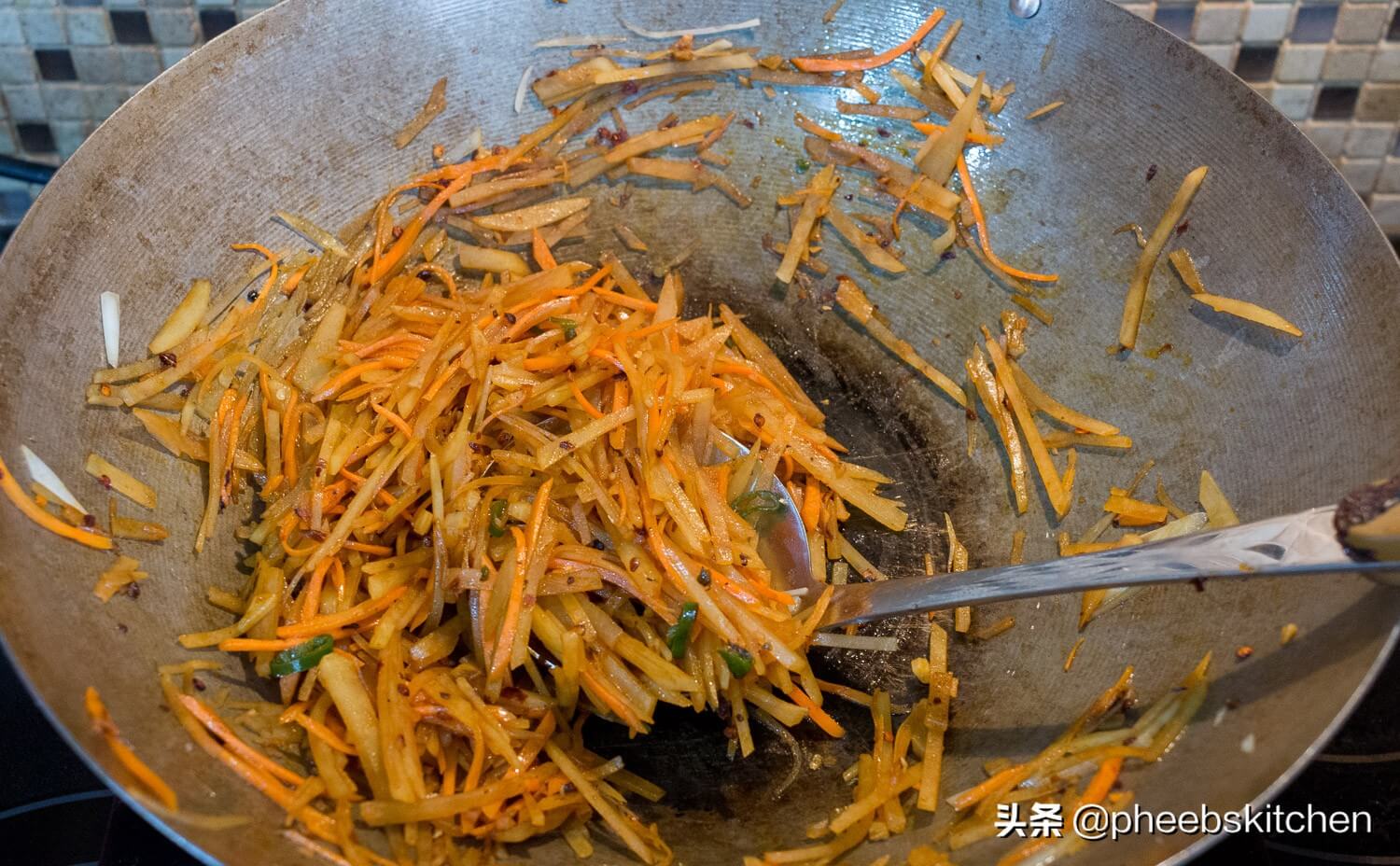 酸辣土豆丝是哪里的菜(酸辣土豆丝属于什么菜)