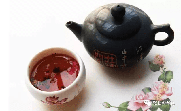 女人冬季养生茶(适合女性冬天喝的养生茶)