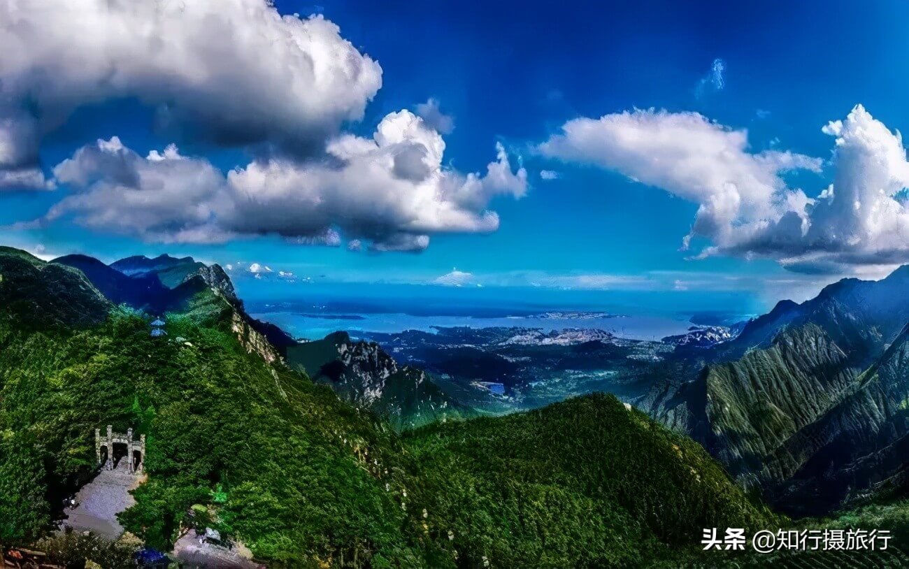 暑假去哪里旅游最好?(暑假去哪里玩最合适)