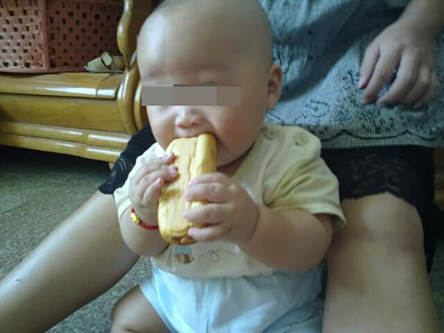小儿过敏了怎么办最快方法(为什么孩子老是反复过敏)