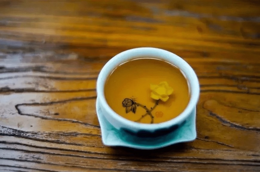 白茶价钱多少(2020年白茶的价格)