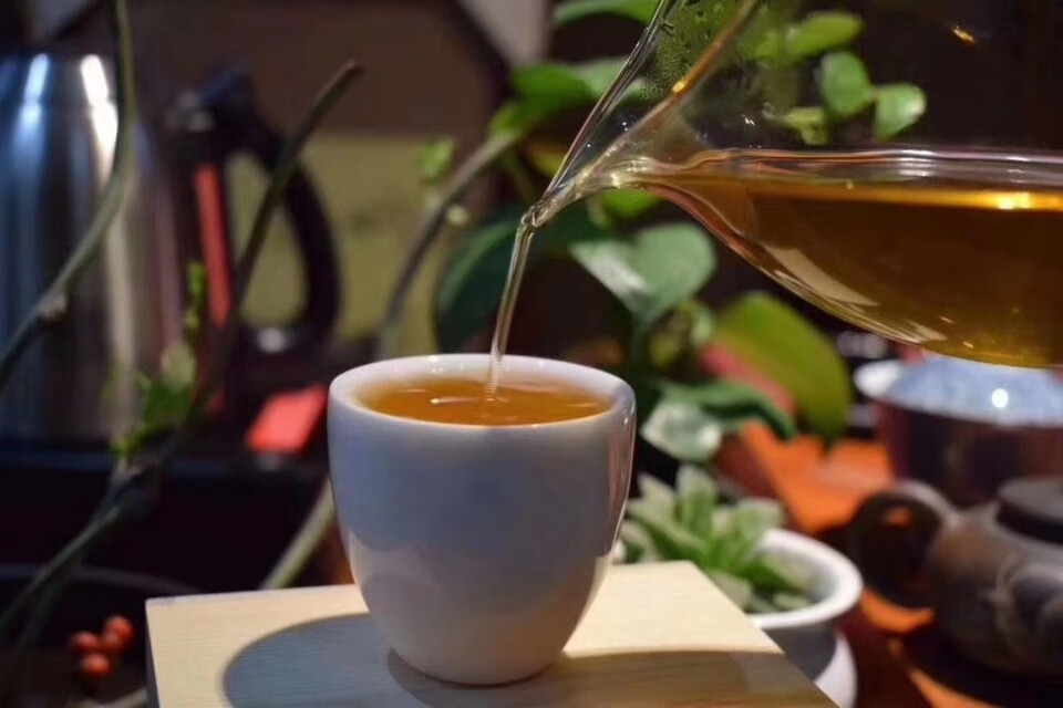 七子饼茶是什么茶(七子饼茶的功效与作用)