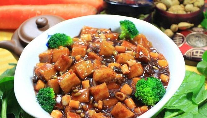 泰山美食菜谱,泰山美食推荐,10种泰山特色美食让你赞不绝口.