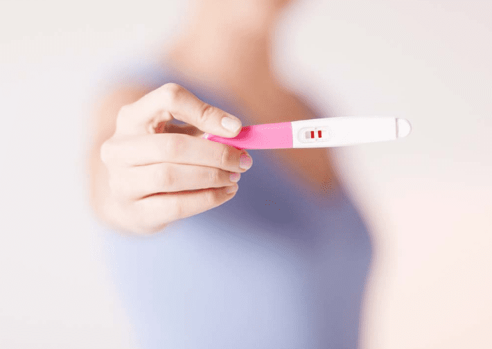 怀孕了多久可以用验孕棒测出来(验孕棒出错的几率大吗)