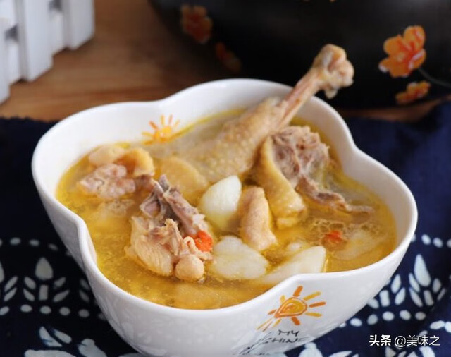 鸡汤(鸡汤的功效与作用)