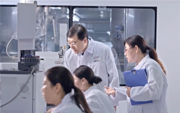 伊利奶粉好不好?(伊利奶粉好不好质量如何)