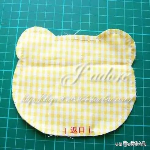 婴儿围嘴怎么做(新生儿需要围嘴吗)