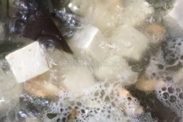 海带豆腐汤怎么做(海带豆腐汤的热量)