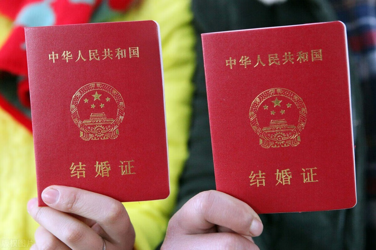 领结婚证都需要什么证明(领结婚证需要带些什么东西)