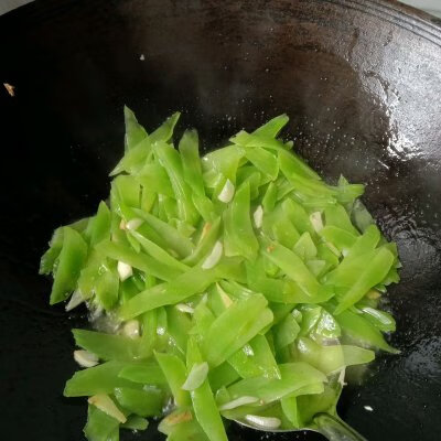 莴笋怎么做好吃怎么炒好吃(莴笋怎么烧好吃)